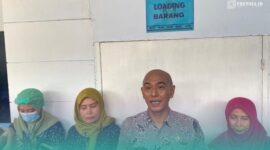 Kepala Satgas MBG Jember, Achmad Fauzi saat diwawancara awak media (Foto: Sigit/Frensia).  