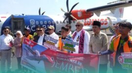 Prosesi peresmian saat pembukaan rute penerbangan baru Jember-Surabaya di Bandara Notohadinegoro (Foto: Sigit/Frensia). 