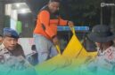 Tim SAR saat mengevakuasi korban yang terseret ombak (Foto: Istimewa). 