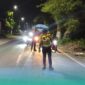 Pihak kepolisian saat melakukan olah TKP (Foto: Satlantas Polres Jember). 