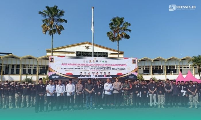 Foto bersama Pemkab Jember, bersama TNI/Polri dan anggota PSHT Cabang Jember (Foto: Diskominfo Jember). 