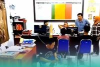 2 bocah remaja yang sedang menjalani pemeriksaan oleh pihak kepolisian Polsek Jenggawah, Jember  (Foto: Istimewa). 