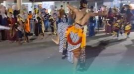 Salah satu penari jaranan saat agenda peringatan Satu Suro di Desa Sidomekar, Kecamatan Semboro, Jember (Foto: Istimewa).  