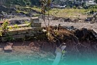 Penampakan makam yang terkena alat berat galian C (Foto: Istimewa). 