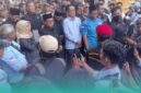 Massa aksi Progib saat ditemui anggota DPRD Kabupten Jember (Foto: Istimewa). 