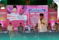 Bupati Jember, Gus Fawait, saat menghadiri agenda Bunga Desaku di Balai Desa Cumedak, Kecamatan Sumberjambe, Jember (Foto: Fadli/Frensia). 