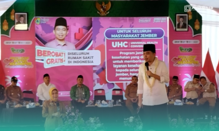 Bupati Jember, Gus Fawait, saat menghadiri agenda Bunga Desaku di Balai Desa Cumedak, Kecamatan Sumberjambe, Jember (Foto: Fadli/Frensia). 