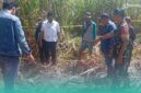 Pihak kepolisian Polsek Ajung dan Tim Inafis Polres Jember saat melakukan olah TKP (Foto: Istimewa). 