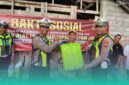 Gambar Hari Bhayangkara ke-80, Satlantas Polresta Banyuwangi Salurkan Bantuan Alat Pertanian untuk Petani Jagung (Sumber: Istimewa)