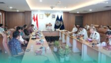Direktorat Jenderal Imigrasi saat mengadakan rapat bersama Fakultas Teknik Mesin dan Dirgantara (FTMD) Institut Teknologi Bandung (ITB) (Foto: Istimewa).