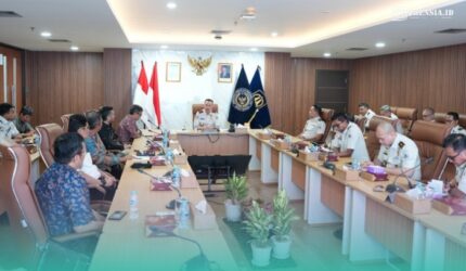 Direktorat Jenderal Imigrasi saat mengadakan rapat bersama Fakultas Teknik Mesin dan Dirgantara (FTMD) Institut Teknologi Bandung (ITB) (Foto: Istimewa).