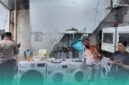 Pihak kepolisian saat melakukan olah TKP di tempat 