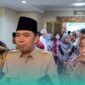 Bupati Jember, Muhammad Fawait (tengah), Direktur Jenderal Perhutanan Sosial Kementerian Kehutanan RI, Catur Endah Prasetiani (kanan) (Foto: Fadli/Frensia). 