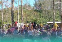 Suasana pengunjung pada wisata alam Kalijompo, Kecamatan Sukorambi, Jember (Foto: Istimewa). 