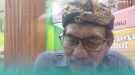 Susmiadi selaku Pelukis Pameran dalam acara Muharram Art Fest PC GP Ansor Kencong (Foto: Istimewa). 
