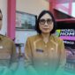 Pj Homecare Puskesmas Sukowono, Sony Dwi Prasetyo (kiri), Kepala UPTD Puskesmas Sukowono, dr. Triningtyas Ninik Widyawati (kanan) (Foto: Fadli/Frensia). 