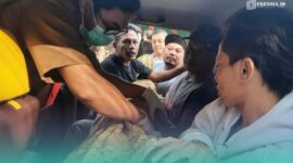 Jasad pemburu burung, Yusuf Hariawan (35), saat dievakuasi oleh pihak petugas rumah sakit dan warga setempat (Foto: Istimewa). 