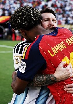 Dulu Dimandikan Messi, Kini Yamal Kubur Mimpi Sang GOAT di Final Dunia