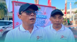 Ketua Dekopinda Jember, Ardi Pujo Prabowo, saat ditemui di depan Kantor Bupati Jember (Foto: Sigit/Frensia). 