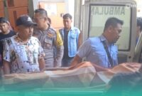 Kru Sound Horeg saat dievakuasi oleh pihak warga Desa Candijati, Kecamatan Arjasa, Jember (Foto: Istimewa). 