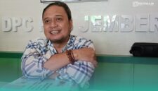 Ketua DPC PKB Jember, Ayub Junaidi saat ditemui di Kantor DPC PKB Jember (Foto: Sigit/Frensia).