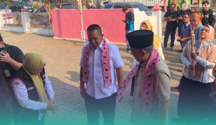 Wakil Ketua Ombudsman Republik Indonesia, Rahmadi Indra Tektona, saat melakukan peninjauan langsung terhadap pelayanan publik dan fasilitas kesehatan di Kabupaten Jember (Foto: Sigit/Frensia).
