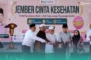 Bupati Jember, Muhammad Fawait, saat meresmikan program 'Jember Cinta Kesehatan', di Pondok Pesantren (Ponpes) Nurul Islam (Nuris), Kelurahan Antirogo, Kecamatan Sumbersari (Foto: Fadli/Frensia). 