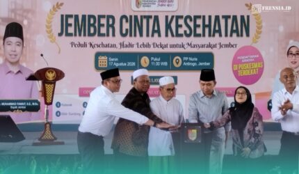 Bupati Jember, Muhammad Fawait, saat meresmikan program Jember Cinta Kesehatan, di Pondok Pesantren (Ponpes) Nurul Islam (Nuris), Kelurahan Antirogo, Kecamatan Sumbersari (Foto: Fadli/Frensia).