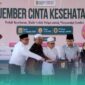 Bupati Jember, Muhammad Fawait, saat meresmikan program 'Jember Cinta Kesehatan', di Pondok Pesantren (Ponpes) Nurul Islam (Nuris), Kelurahan Antirogo, Kecamatan Sumbersari (Foto: Fadli/Frensia). 