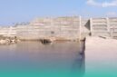 Penampakan proyek Dam pelimpah yang berada di sebelah barat Sungai Tanggul Lama, Desa Paseban, Kecamatan Kencong, dengan sebelah timurnya sungai merupakan Desa Kepanjen, Kecamatan Gumukmas, Jember (Foto: Warga setempat). 