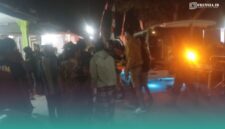 Korban yang tenggelam di Pantai Paseban Kencong, saat dievakuasi oleh Tim SAR dan warga setempat  (Foto: Istimewa). 