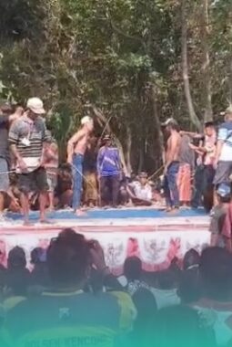 Menengok Festival Ojung Jember, Ratusan Pendekar Saling Cambuk-Ajang Melestarikan Budaya