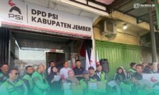 Resmikan Kantor Baru Jember, PSI Bagikan Sembako ke 100 Ojol