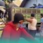 Kondisi dump truk yang ditabrak oleh truk dan menghantam warung  makan milik warga setempat (Foto: Tangkapan layar dari video postingan akun Instagram @jember24jam_). 