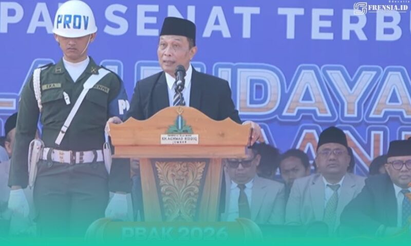 Gambar Kutip Kitab Klasik, Plt. Rektor Bakar Semangat 2.235 Mahasiswa Baru Di PBAK UIN KHAS Jember (Sumber: Istimewa)