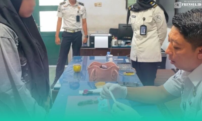 Gambar Pengunjung Wanita Lapas Banyuwangi Diamankan Petugas Selipkan Sabu di Karet Celana(Sumber: Istimewa)