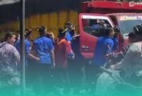 Gambar Peserta Terserempet truck, Gerak Jalan HUT RI di Genteng Banyuwangi Nyaris Ricuh (Sumber: Isitimewa)