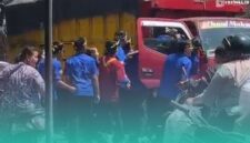 Gambar Peserta Terserempet truck, Gerak Jalan HUT RI di Genteng Banyuwangi Nyaris Ricuh (Sumber: Isitimewa)