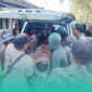 Gambar Pria Lansia 60 Tahun Meninggal Saat Bantu Nelayan Dorong Perahu di Pantai Kompit Banyuwangi (Sumber: Istimewa)