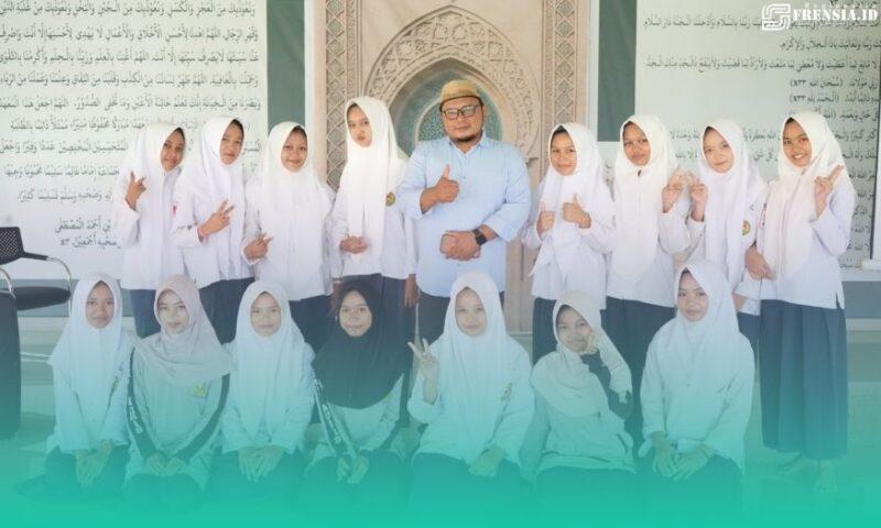Gambar Kuatkan Ekosistem Anti Bullying Pesantren, Dosen UIN KHAS Datangi SMP Nurul Islam Jember(Sumber: Istimewa)