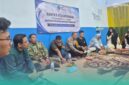 Pihak pemilik dapur bersama pegawai SPPG Karangsono, Bangsalsari, Jember, saat melakukan  rapat koordinasi pasca dilakukan evaluasi oleh Satgas MBG Kabupaten Jember. (Foto: Istimewa). 