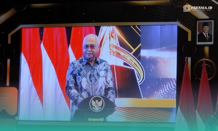 Ketua Persatuan Wartawan Indonesia (PWI) Pusat, Akhmad Munir. (Foto: Fadli/Frensia). 