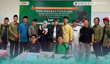 Kontingen UIN KHAS Jember, bersama peserta pemenang Juara 1 Lomba Musabaqah Qiroatul Kutub (MQK) di PORSI JAWARA II 2026 (Foto: Humas UIN KHAS).