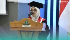 Prof Busriyanti, Guru Besar Universitas Islam Negeri Kiai Haji Achmad Siddiq (UIN KHAS) Jember, dalam Bidang Ilmu Hukum Keluarga Islam. (Foto: Humas UIN KHAS Jember). 