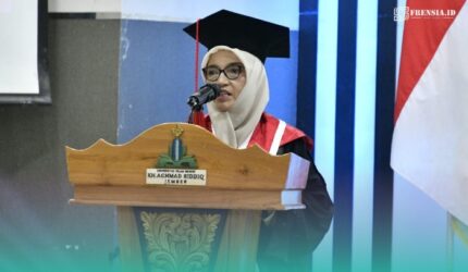 Prof Busriyanti, Guru Besar Universitas Islam Negeri Kiai Haji Achmad Siddiq (UIN KHAS) Jember, dalam Bidang Ilmu Hukum Keluarga Islam. (Foto: Humas UIN KHAS Jember).