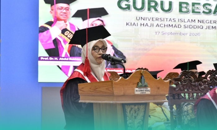 Wakil Dekan 1 Fakultas Syariah UIN KHAS Jember, sekaligus Guru Besar dalam Bidang Ilmu Hukum Keluarga Islam UIN KHAS Jember, Prof Busriyanti. (Foto: Humas UIN KHAS Jember).