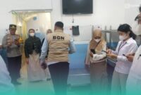 Satuan Tugas (Satgas) Makan Bergizi Gratis (MBG) Kecamatan Gumukmas, saat mendatangi Satuan Pelayanan Pemenuhan Gizi (SPPG) Gumukmas 02 di Dusun Jatiagung, Desa/Kecamatan Gumukmas, Jember. (Foto: Istimewa).