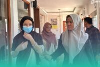 Gambar Kasus 2 WNA Rusia Pemakai Ganja di Pantai Plengkung Banyuwangi Dilimpahkan ke Kejaksaan (Sumber: Istimewa)
