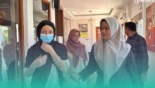 Gambar Kasus 2 WNA Rusia Pemakai Ganja di Pantai Plengkung Banyuwangi Dilimpahkan ke Kejaksaan (Sumber: Istimewa)