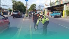 Gambar Scoopy Ditabrak Truk Box di Banyuwangi, Lansia Penumpang Motor Tewas di TKP (Sumber: Istimewa)